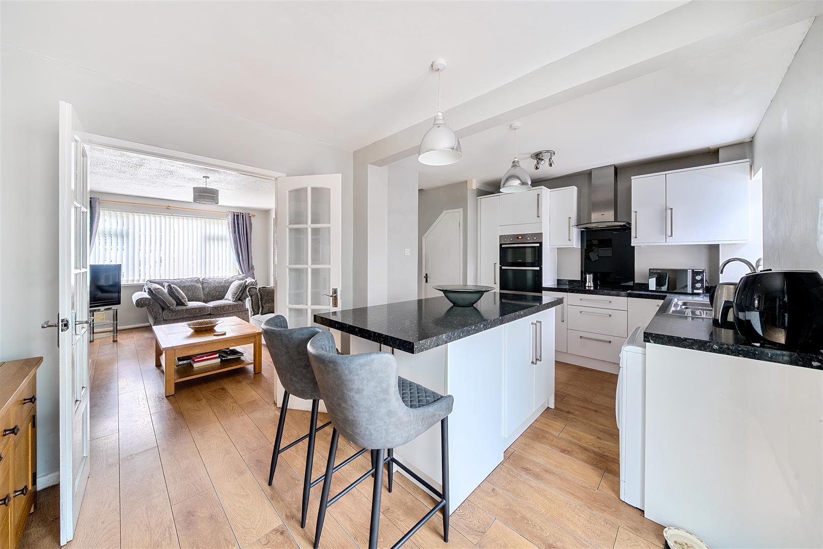 Rosewarne Close, Waunarlwydd, Swansea, SA5 4TE